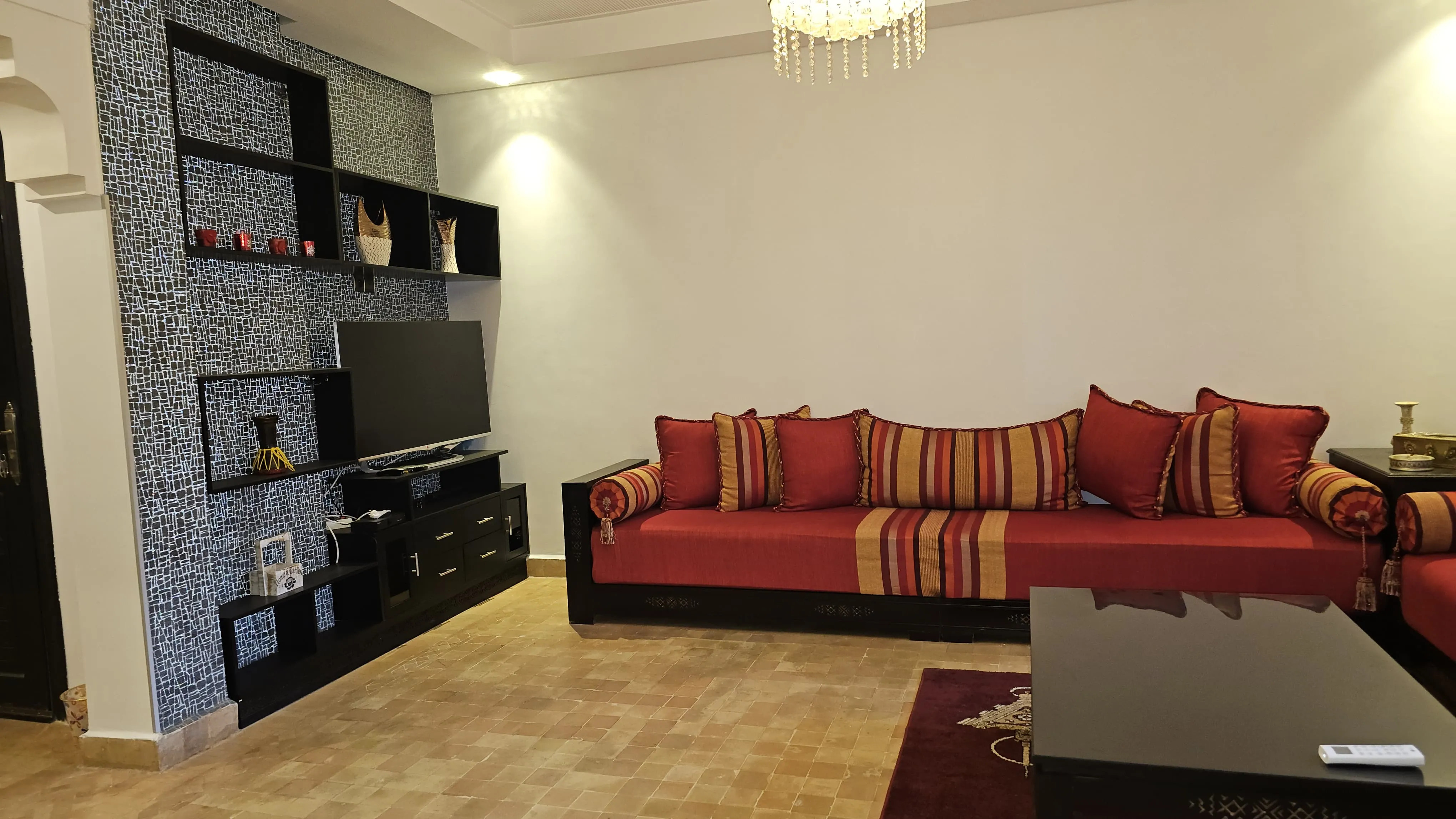 Un appartement élégant à louer dans un quartier calme d'une superficie de 90 m².