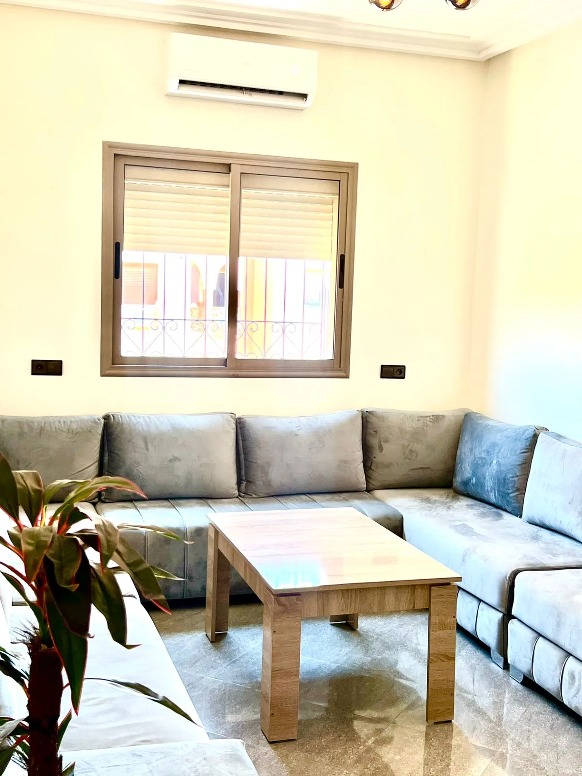 Appartement de luxe à louer à Marrakech, situé dans le quartier d'Abwab Guéliz