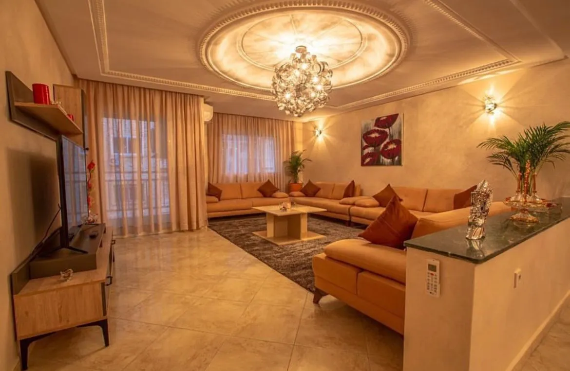 Appartement de luxe à louer dans un emplacement stratégique à Tanger. 