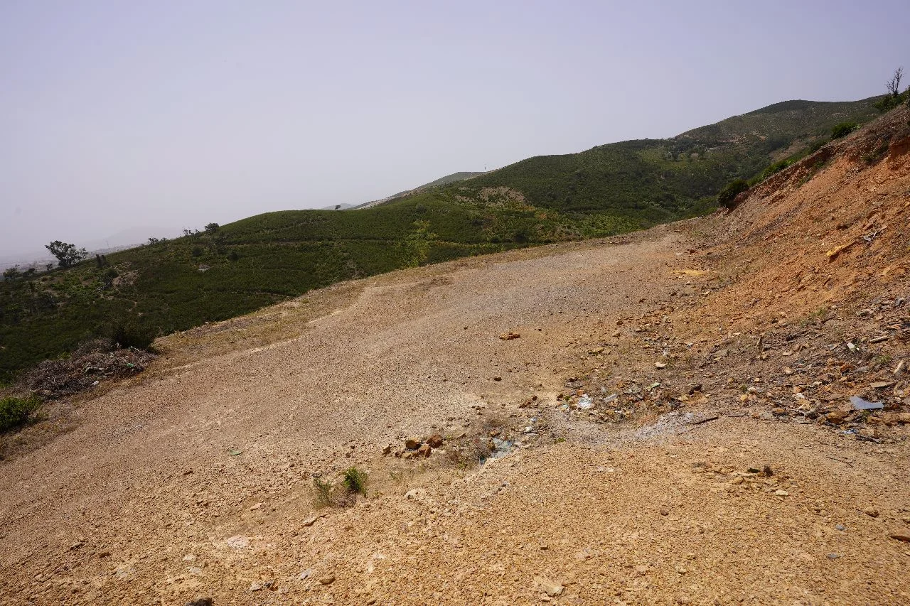  Terrain à vendre à laazfa , fnideq ،  100 mètres  avec deux façades