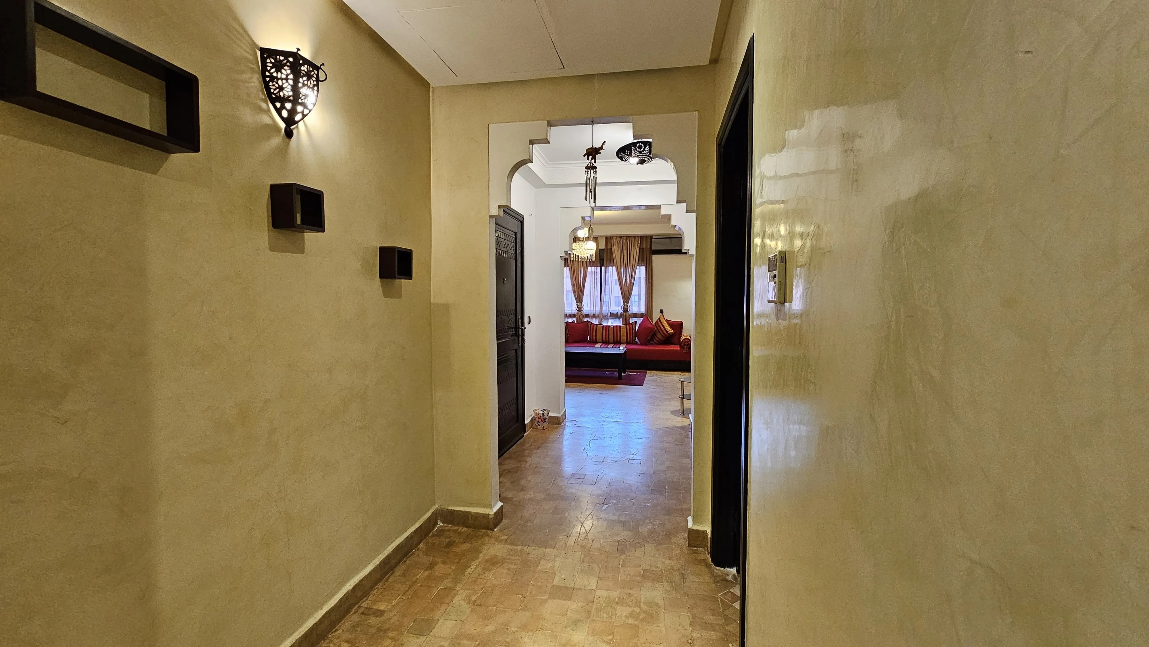 Magnifique appartement à louer mensuellement à Marrakech, situé au premier étage