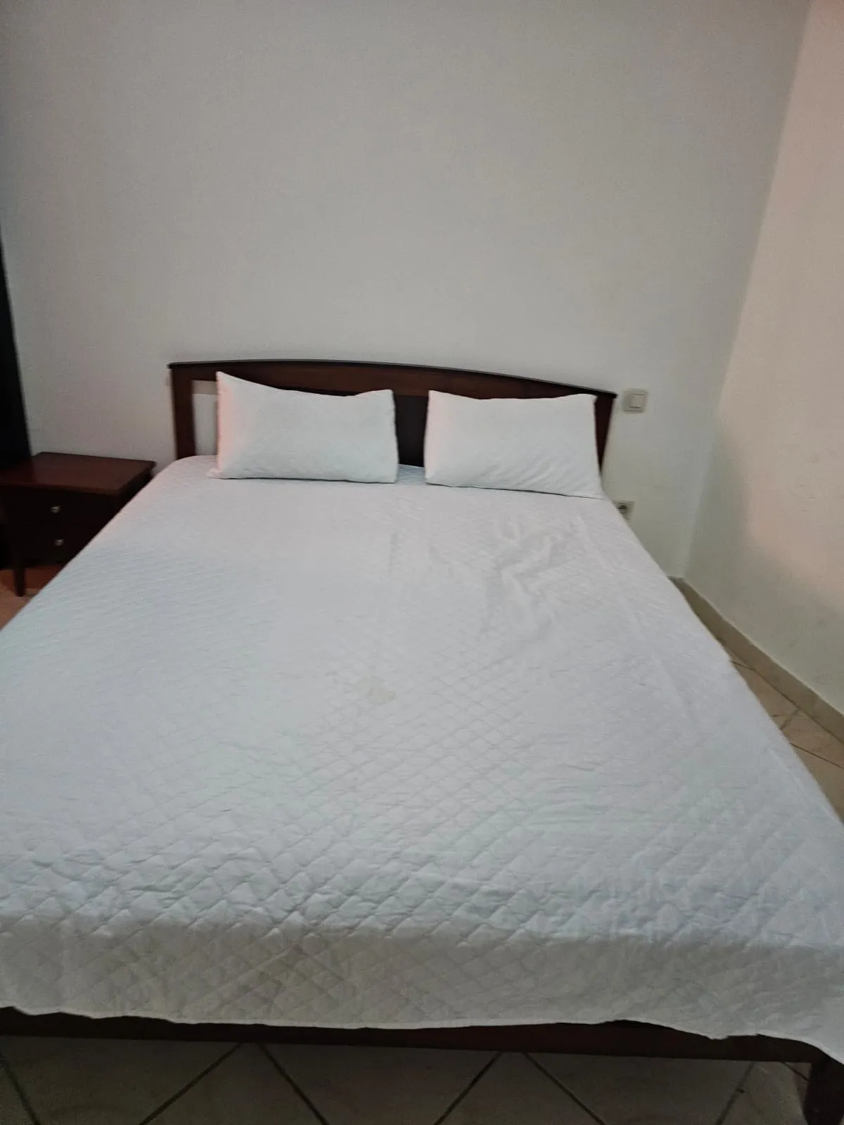 Appartement excellent et équipé à louer au premier étage a marrakech 