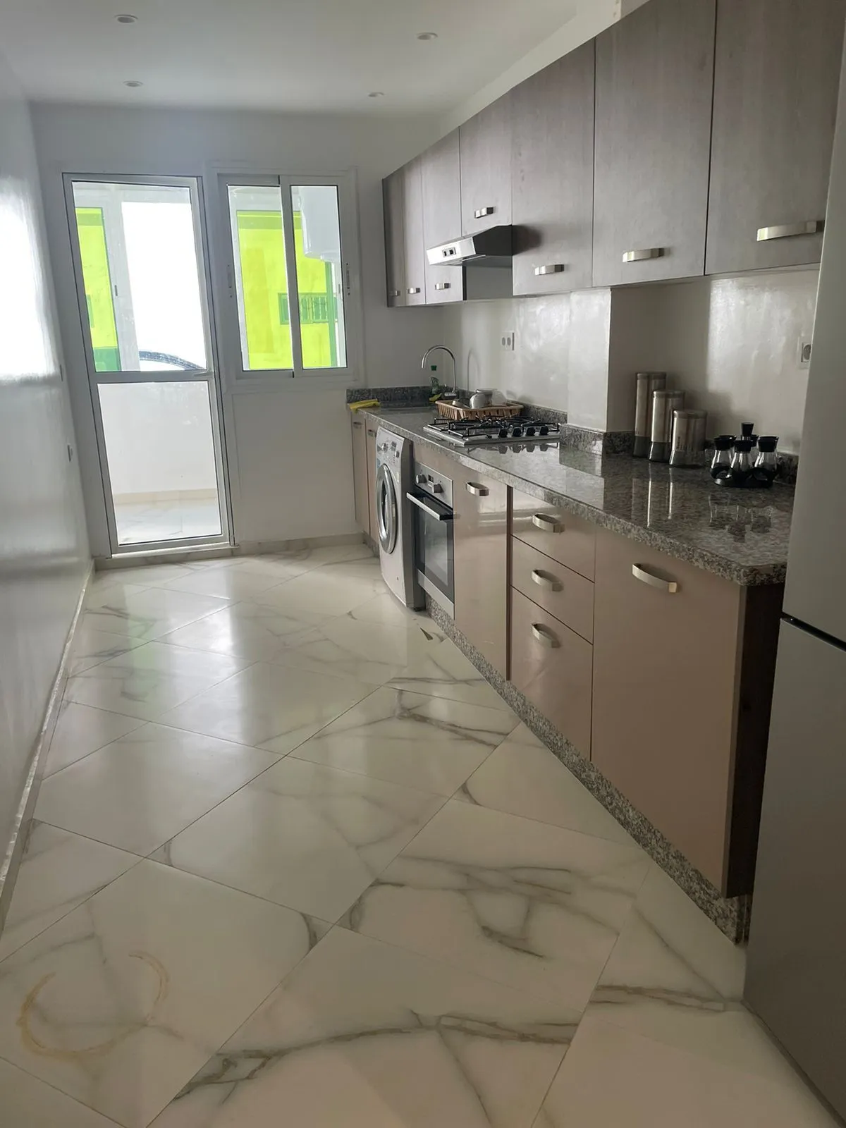 Appartement charmant à louer à Malabata, Tanger, avec 2chambres et un salon.