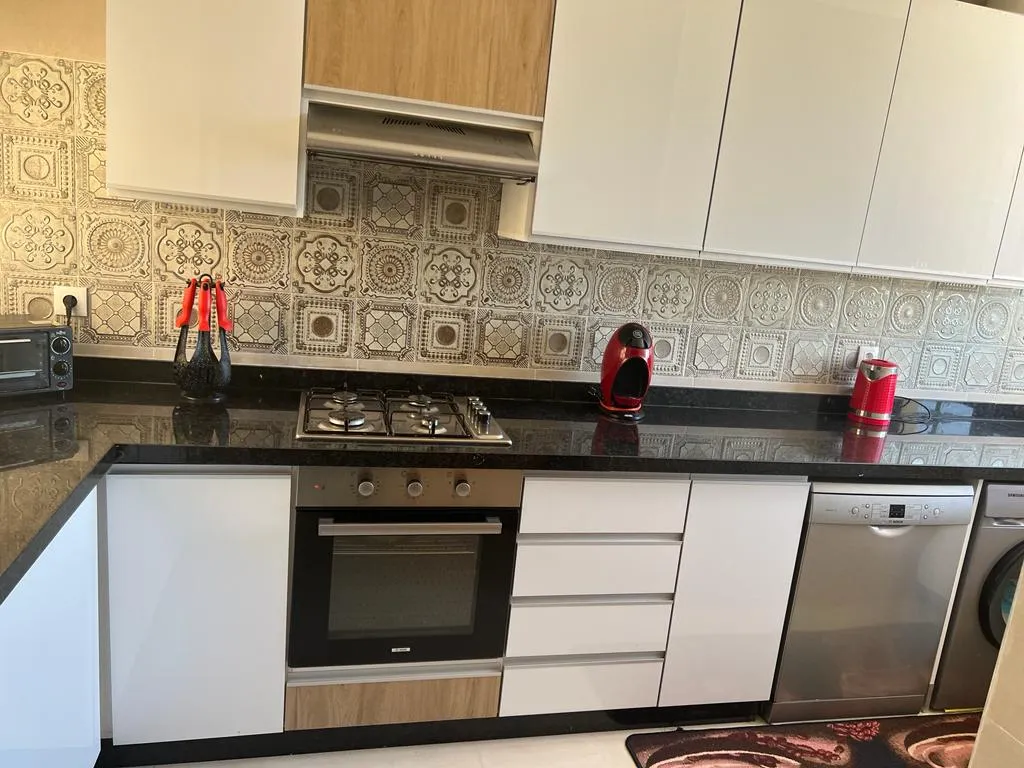 Appartement Meublé à Louer  Résidence Sécurisée avec Piscine et Tennis