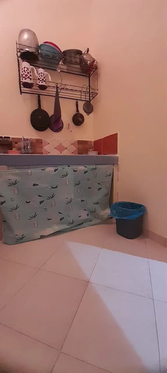 Bel appartement à louer à la journée à Agadir, dans la région d'Inzegan. 