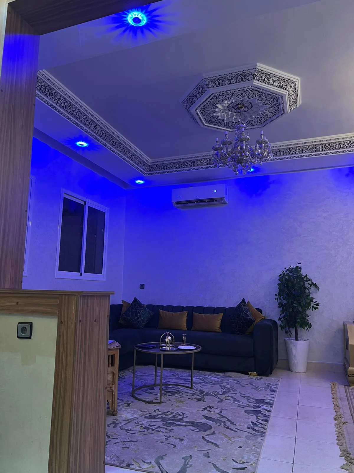 Appartement beau et élégant à louer à la journée à Casablanca, près du corniche,