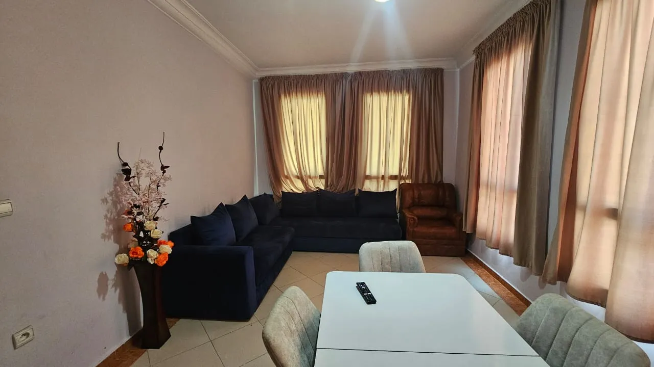 Bel appartement à louer à la journée à Tanger, emplacement excellent, 7ème étage