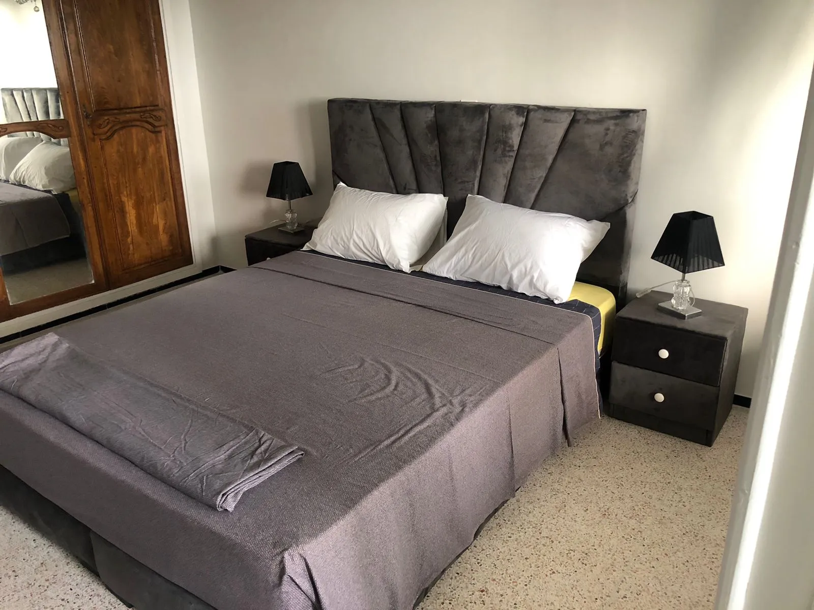Appartement avec une vue imprenable à louer dans un emplacement stratégique 