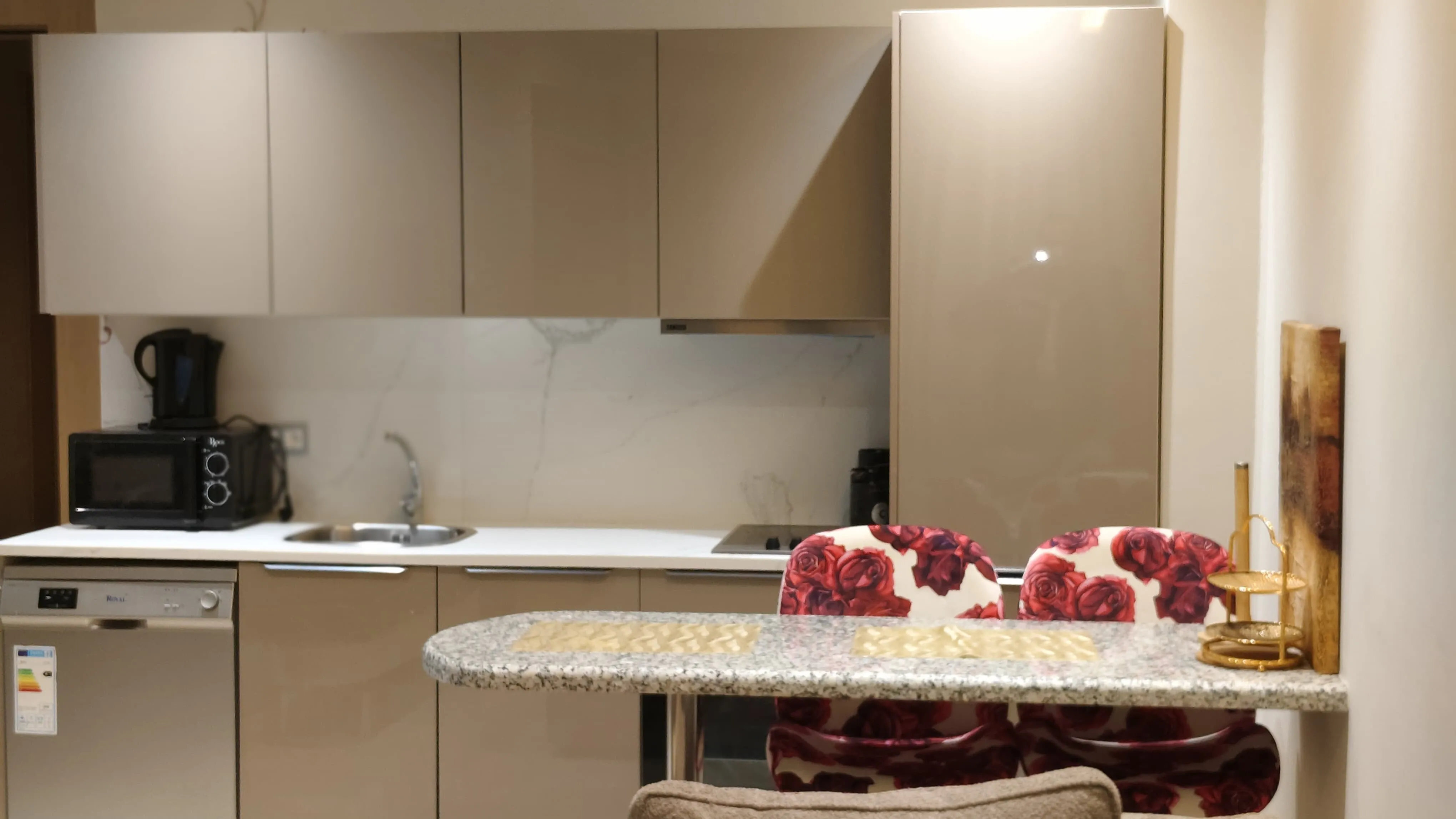 Suite de luxe à louer à Casablanca, dans le quartier chic de Maarif.