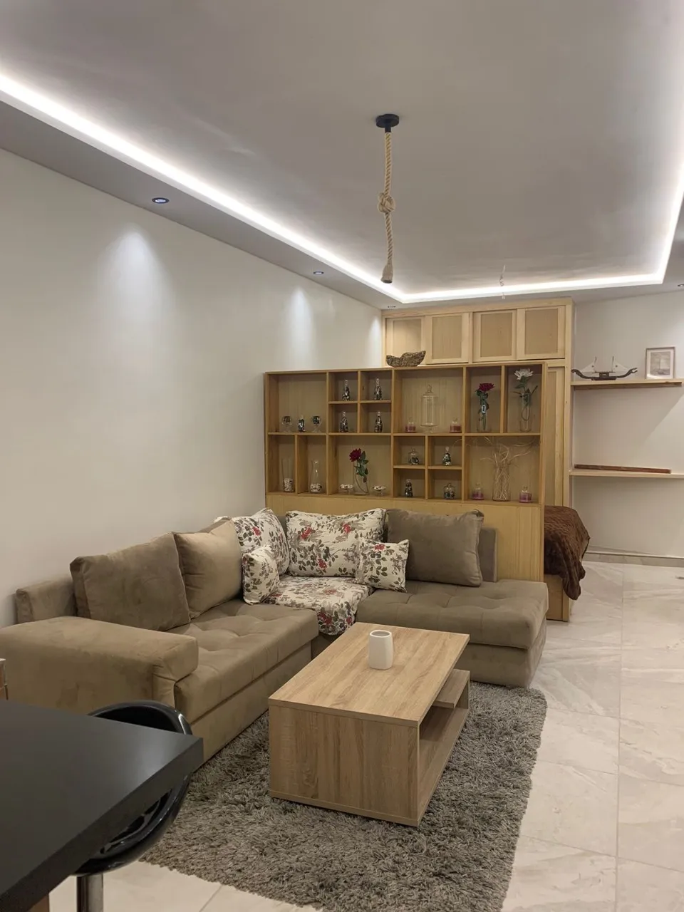 Studio élégant et moderne à louer au cœur de la ville de Tanger 40 m 3 éme étage