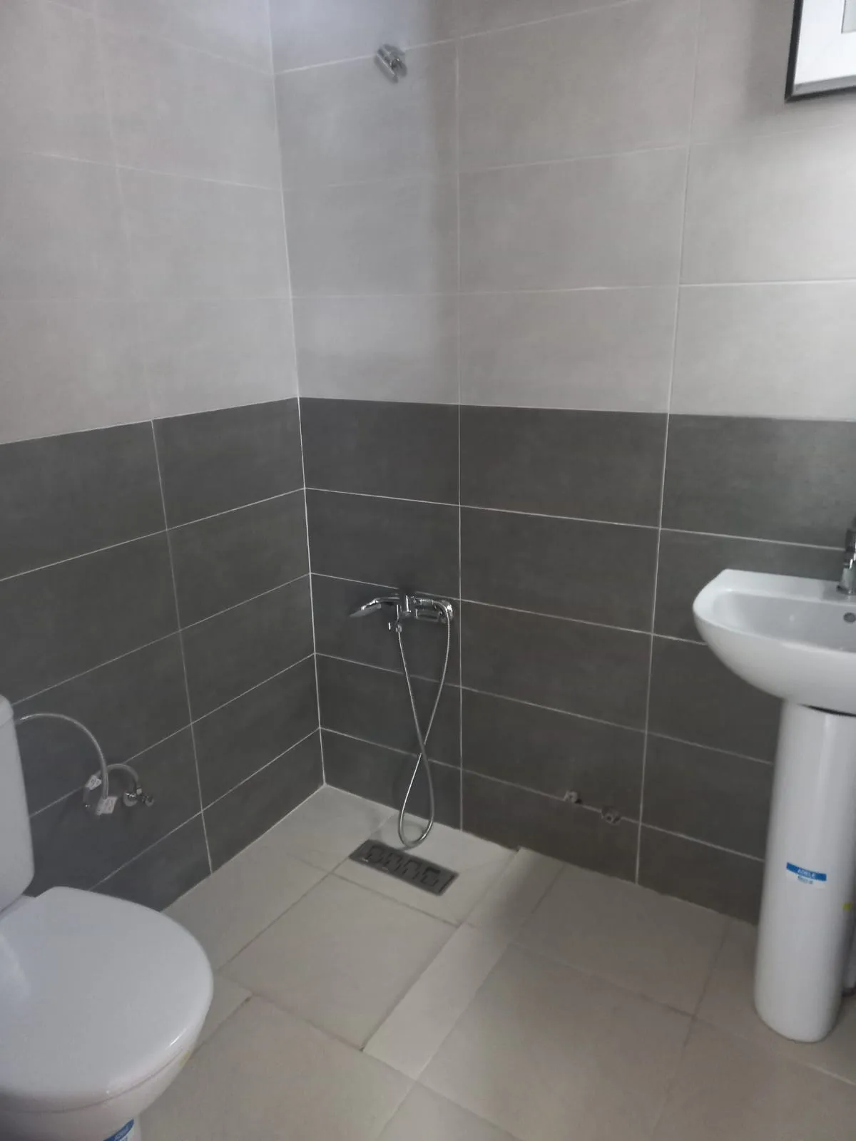 Appartement à louer à la journée au premier étage, composé de deux chambres,