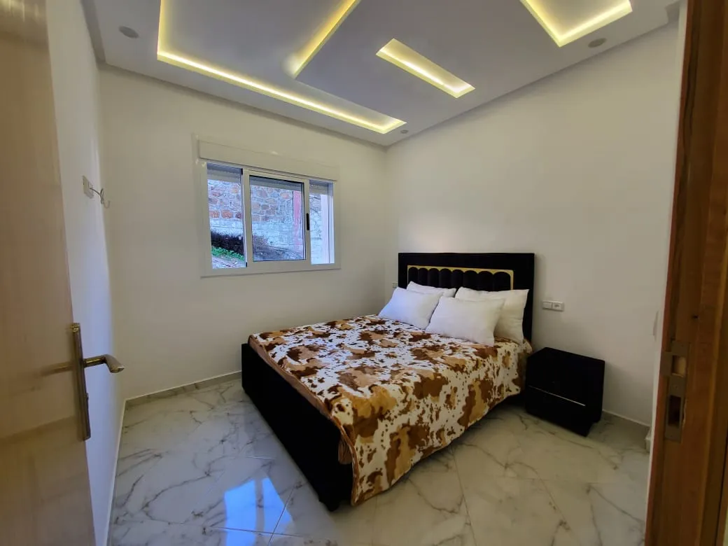Appartement élégant à louer à la journée au rez-de-chaussée,  de deux chambres 