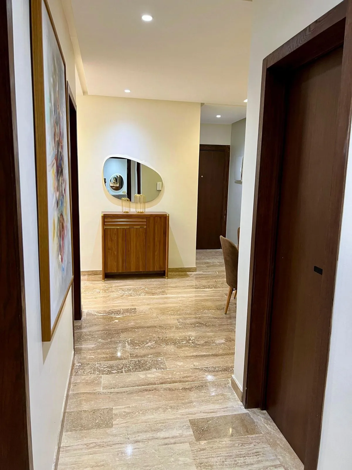 Un appartement élégant à louer dans un quartier calme d'une superficie de 90 m².