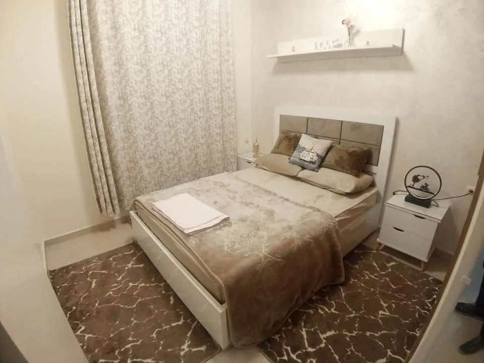 Appartement joli à louer à la journée à Casablanca, au rez-de-chaussée