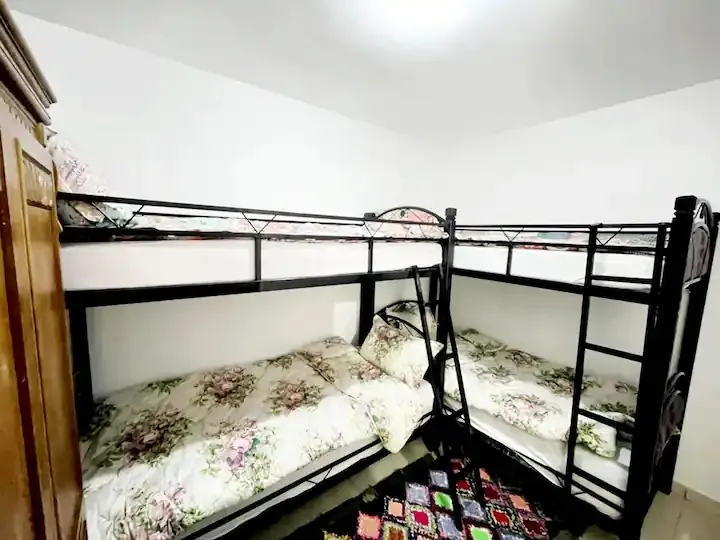 Appartement à vendre à M'diq, au troisième étage, d'une superficie de 50 m².