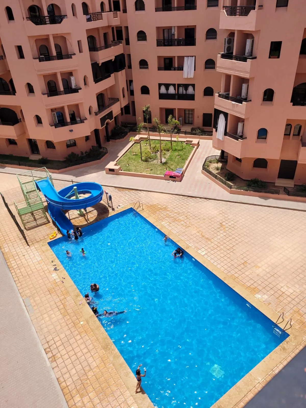Appartement de luxe à vendre à Marrakech Résidence moderne avec piscine 