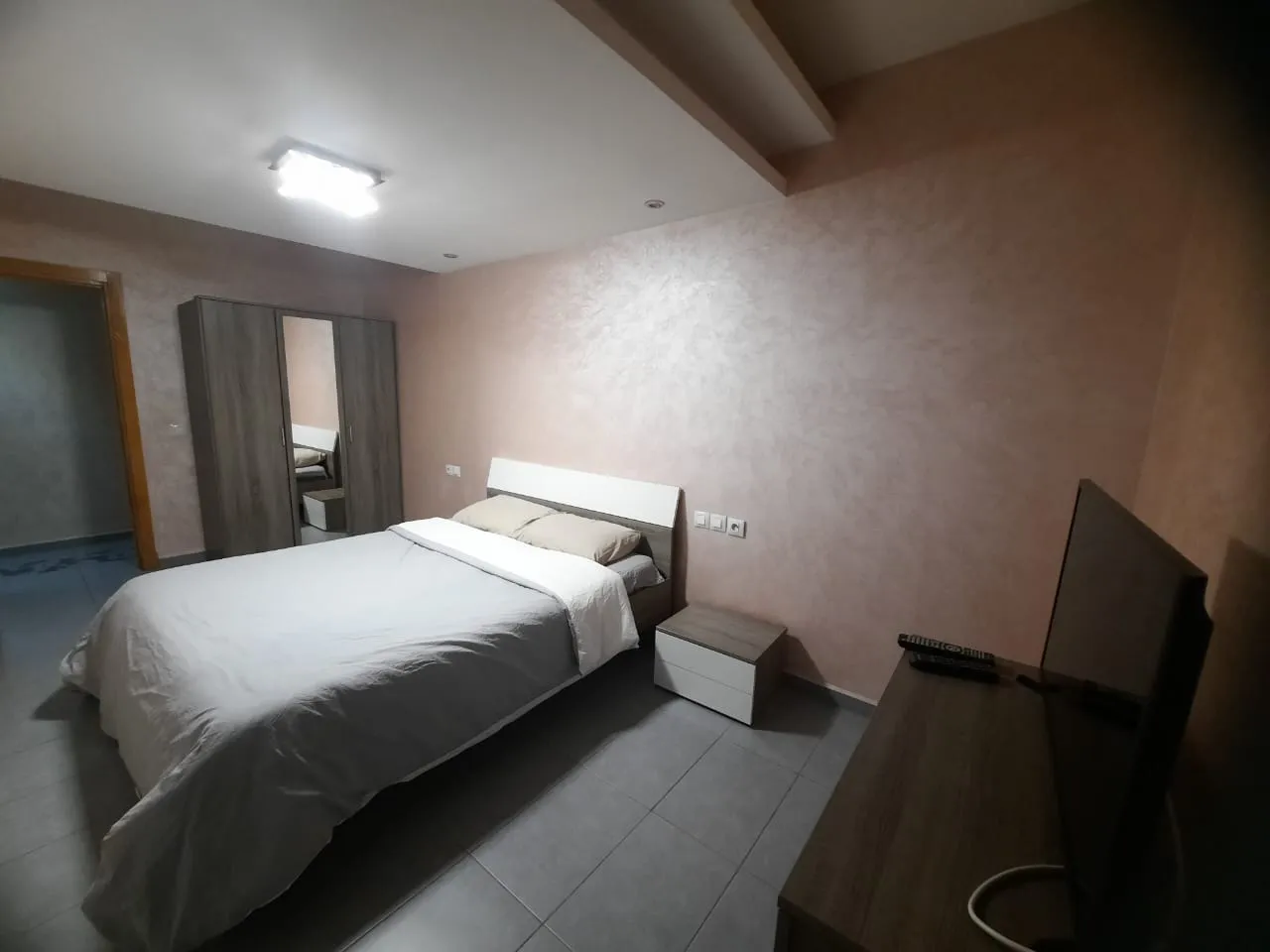 Appartement moderne à louer à Agadir, dans une résidence haut de gamme.