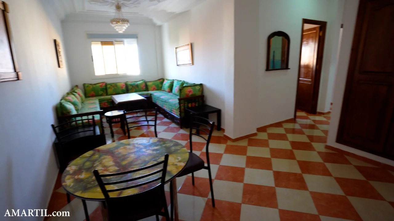 Appartement a vendre equipe a centre de Oued Laou 2 chambres salon grand cuisine
