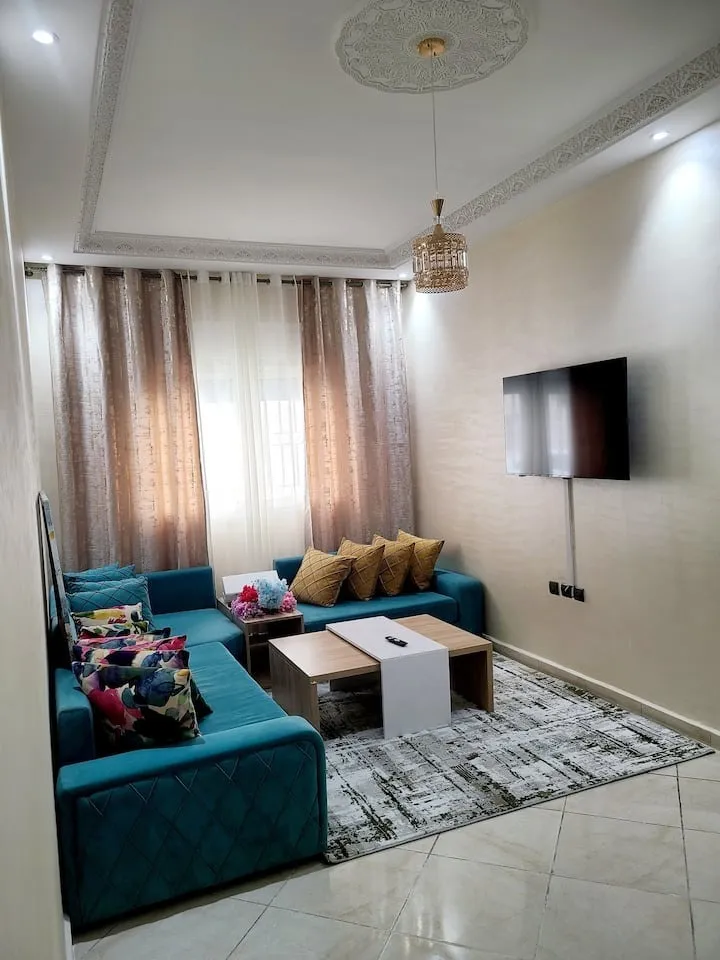 Appartement de luxe à louer à Gezaniya, Tanger, au deuxième étage, de 60 mètres