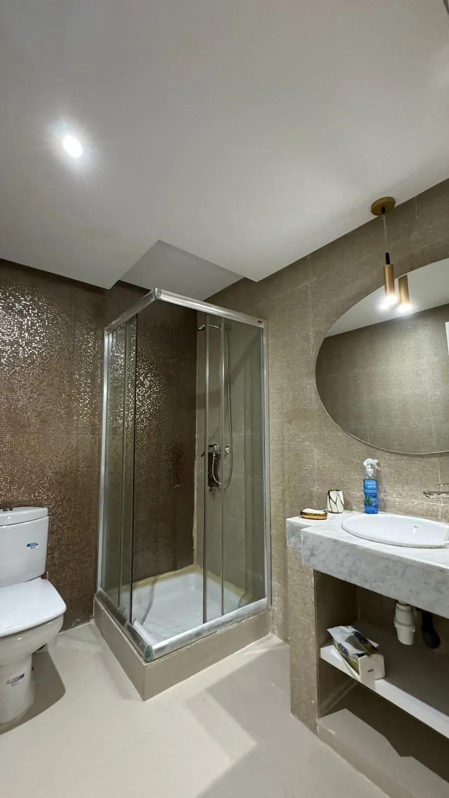 Appartement de luxe à louer dans un emplacement stratégique, dans une résidence.