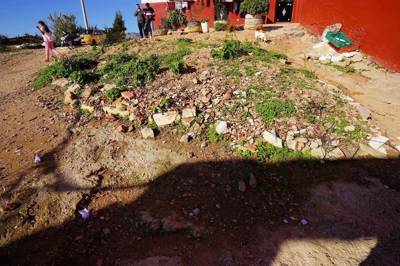  Terrain à vendre à laazfa , fnideq ،  100 mètres  avec deux façades