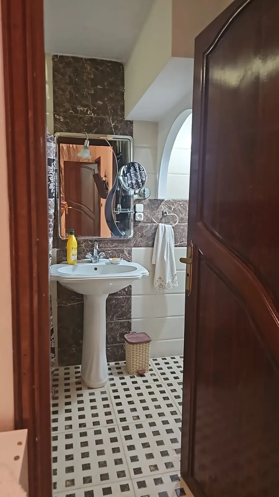 Appartement charmant à louer à Rabat, au rez-de-chaussée, comprenant une chambre