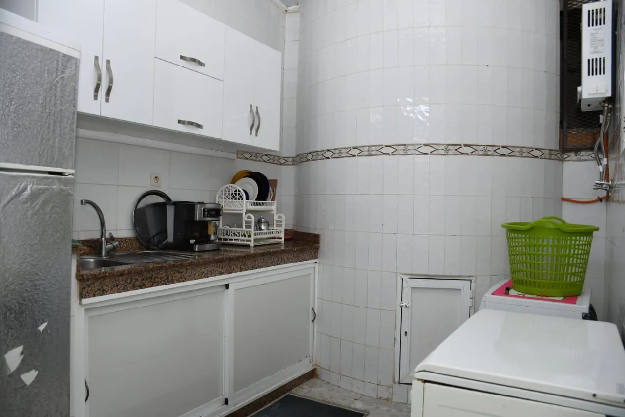 Appartement charmant à louer près de Marjane Tanger, au premier étage.