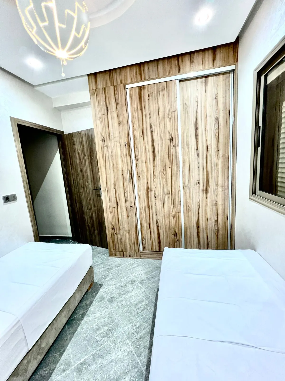 Appartement de luxe à louer à Marrakech, situé dans le quartier d'Abwab Guéliz