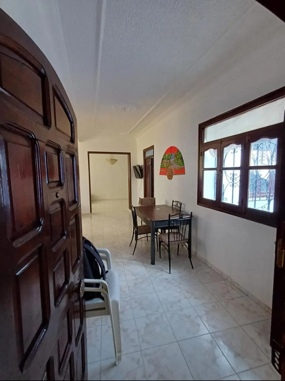 Appartement à louer à la journée à Chefchaouen, 2 chambres et salon, au 1er étag