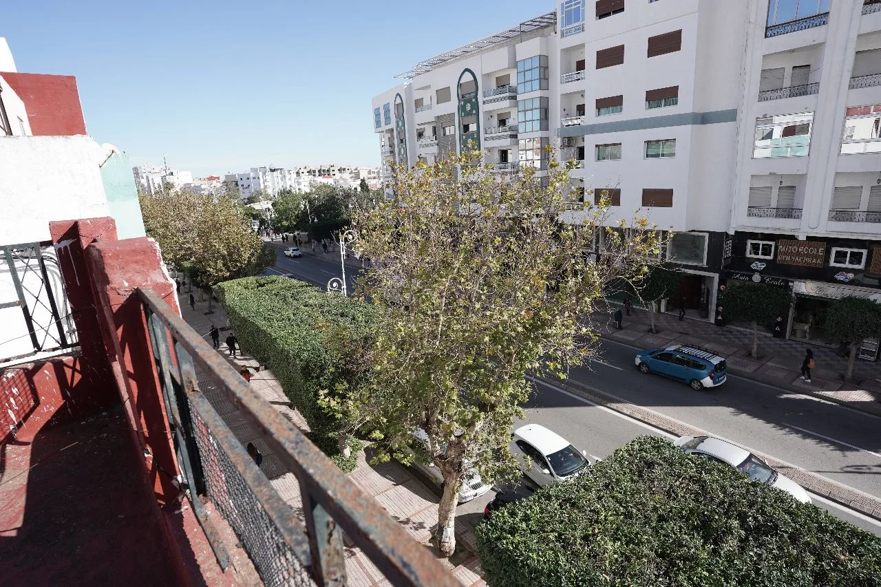 Appartements à vendre à tetouan hay swani 80 mètres 2 chambre salon balcon 