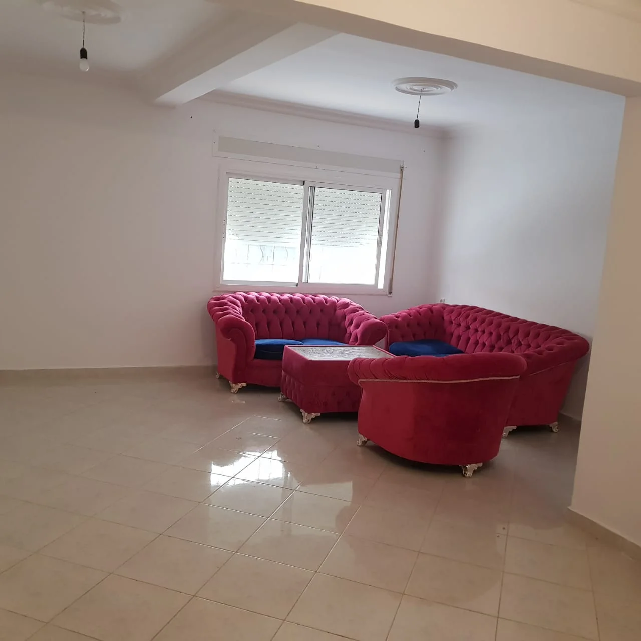  Un bel appartement à louer au cœur de la ville de Tétouan emplacement stratégiq