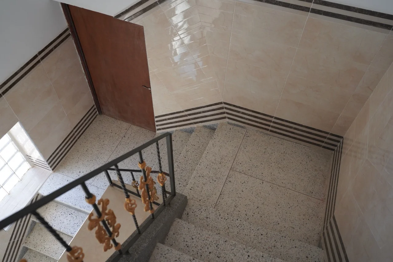 maison indépendant A vendre à Tétouan  Se compose de trois étages 140 m 