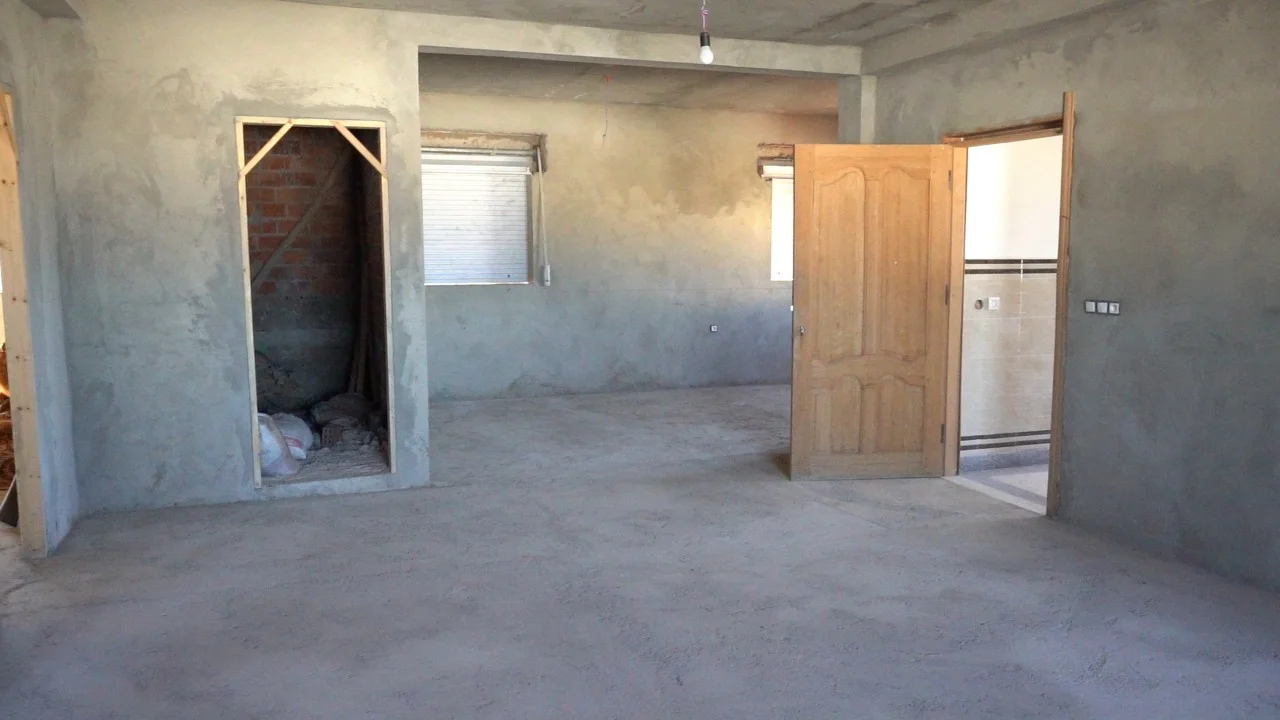 maison indépendant A vendre à Tétouan  Se compose de trois étages 140 m 